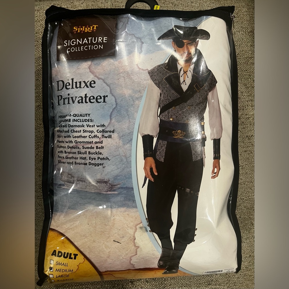 Deluxe Privateer ( Pirate Halloween costume)